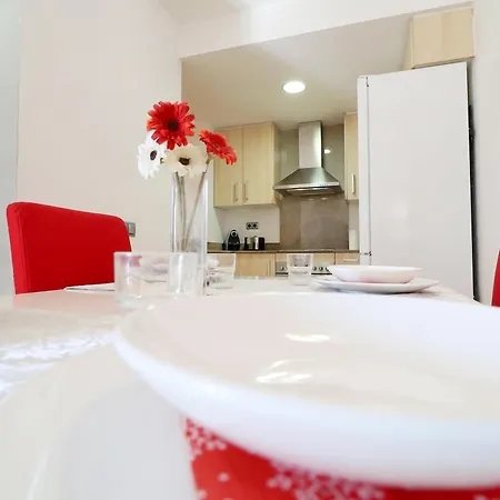 Alquiler En Residencial Porto Marina,roses, Amantes De La Bicicleta, El Running, Paseos, El Sol Y El Relax Junto A La Piscina, Un Entorno De Parques Naturales, Playas Y Ambiente Vacacional - Es-366-1 Apartment *